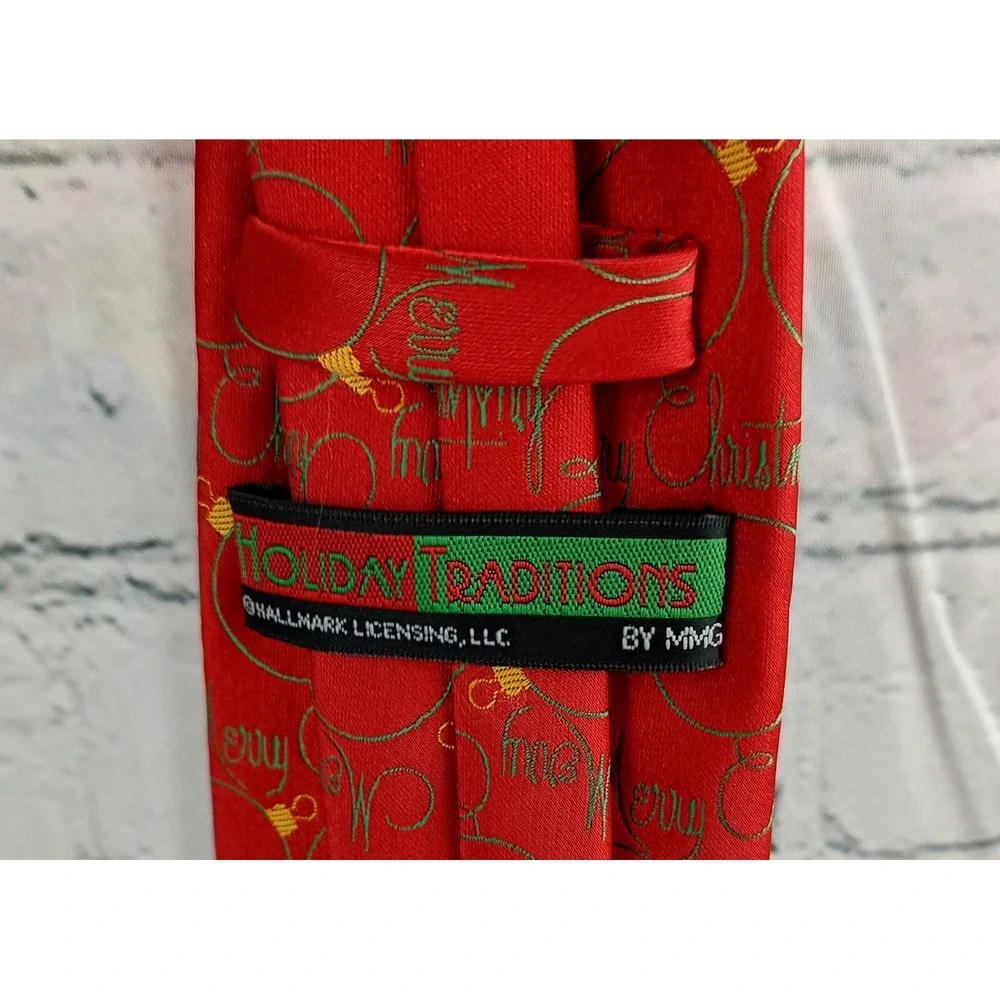 Holiday Traditions Hallmark Red Merry Christmas Ornament Script‎ Silk Like Tie